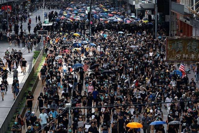Tausende Hongkonger demonstrieren trotz Verbots gegen Regierung