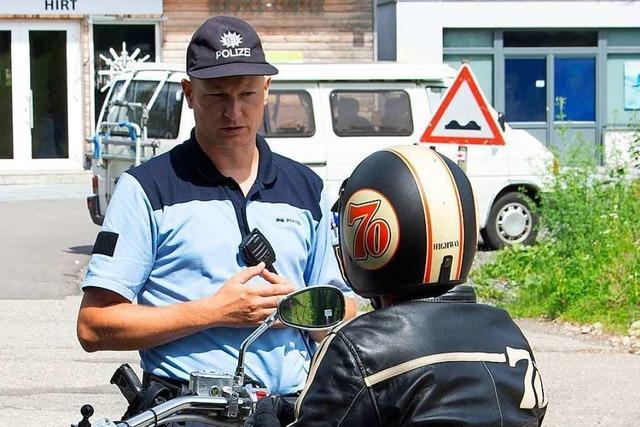Wie die Polizei Motorradfahrer im Oberen Wiesental kontrolliert