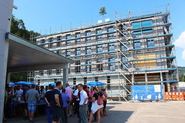EWS Schönau feiert Richtfest des neuen Verwaltungsgebäudes