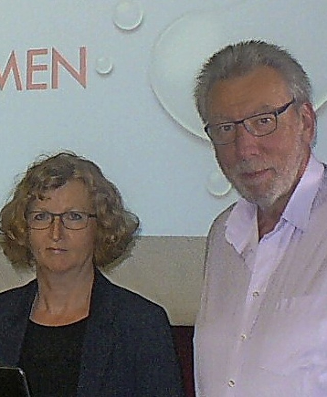 Referentin Dr. Bettina Gtze und Klaus Laxander, der das Gesprch moderierte.   | Foto: Jutta Beckmann