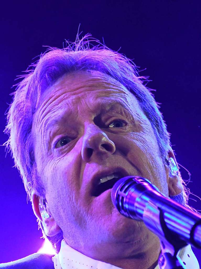 Impression vom Stimmenkonzert von Kiefer Sutherland im Lrracher Rosenfelspark