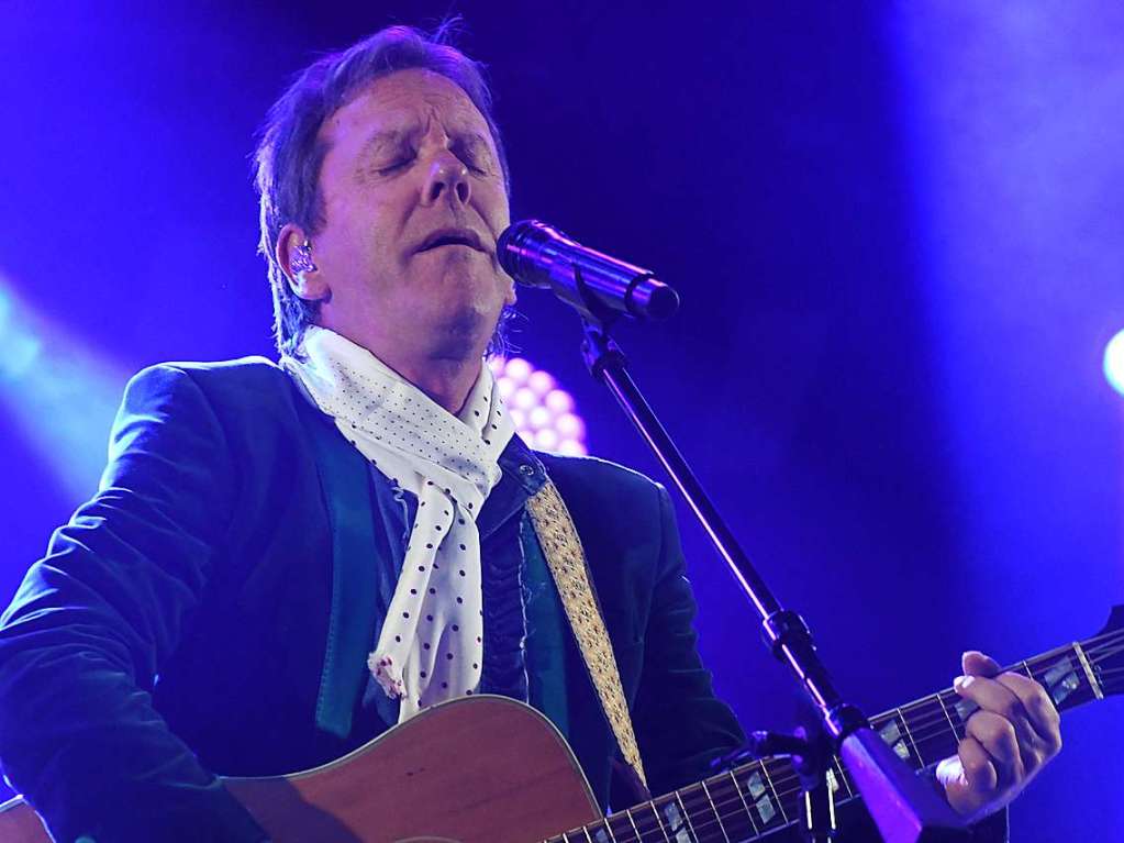 Impression vom Stimmenkonzert von Kiefer Sutherland im Lrracher Rosenfelspark