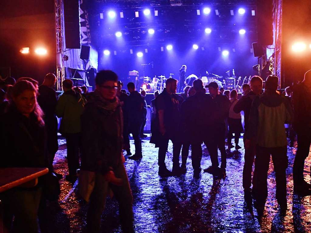 Impression vom Stimmenkonzert von Kiefer Sutherland im Lrracher Rosenfelspark