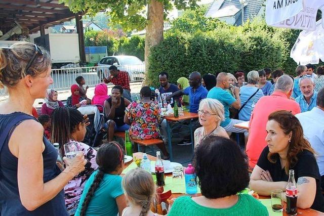 Beim interkulturellen Sommerfest in Btzingen kamen Geflchtete und Einheimische ins Gesprch