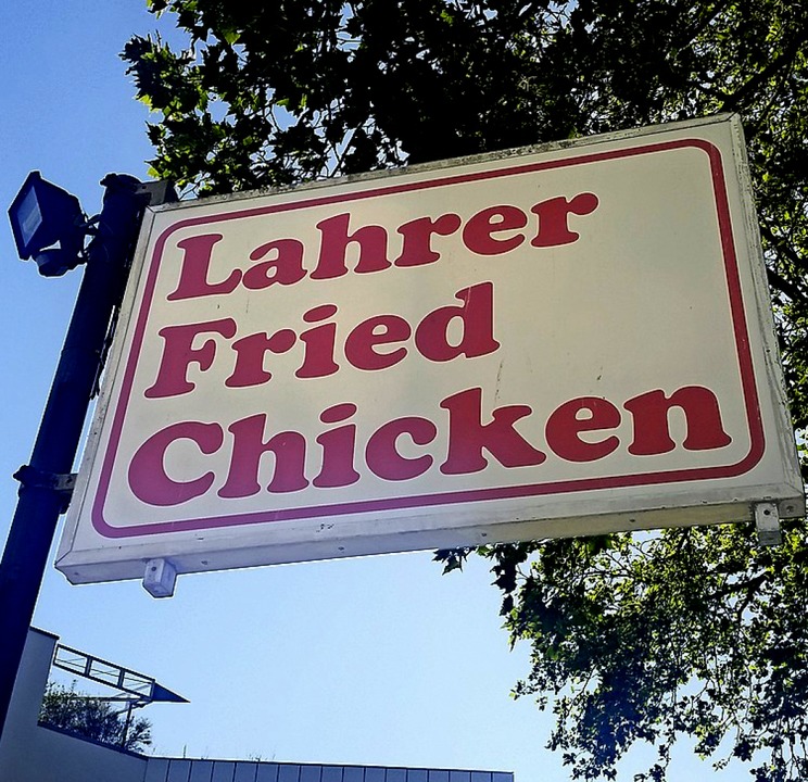 Fried Chicken gibt es in Lahr immer noch.  | Foto: Heinz Siebold
