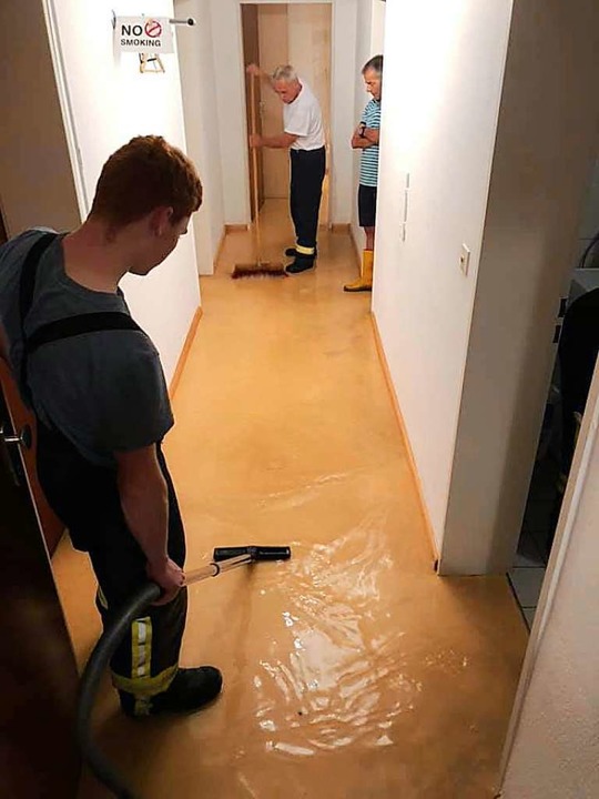 Kellerwohnungen standen in  Kippenheim unter Wasser.  | Foto: Feuerwehr Kippenheim