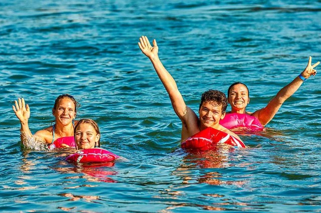 Rheinschwimmer knnen Selfies machen.  | Foto: Basel Tourismus