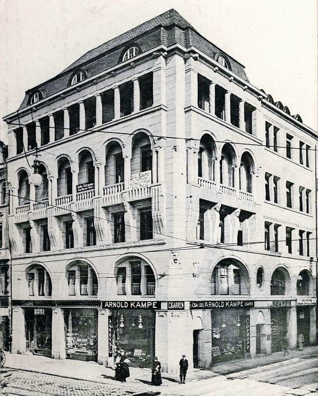 Als 1906 dieses Foto vom neuen Haus &#...arteten die Brorume noch auf Mieter.  | Foto: Archiv Manfred Gallo