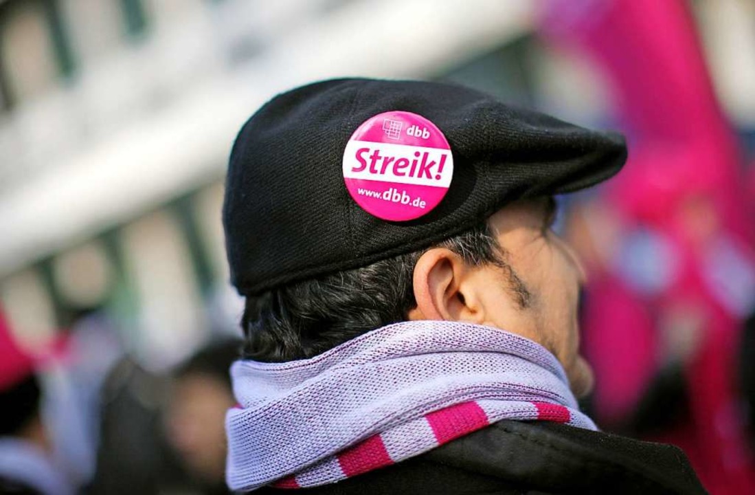 Zu Streiks kann es in Tarifkonflikten kommen.   | Foto: Rolf Vennenbernd
