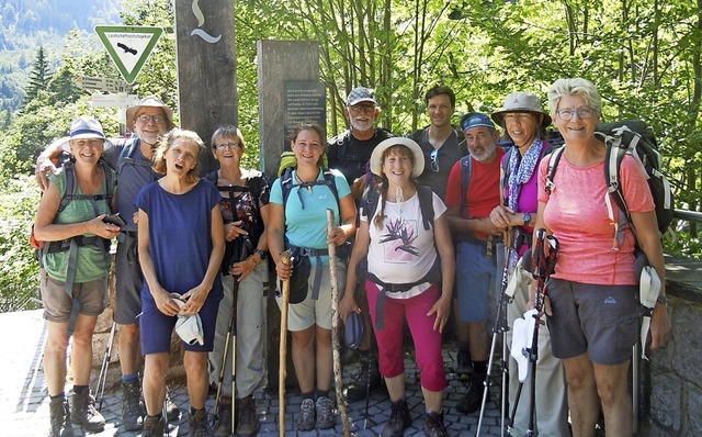 Die Wandergruppe des Schwarzwaldverein...rung &#8211;  diesmal auf den Lechweg.  | Foto: Jutta Binner-Schwarz