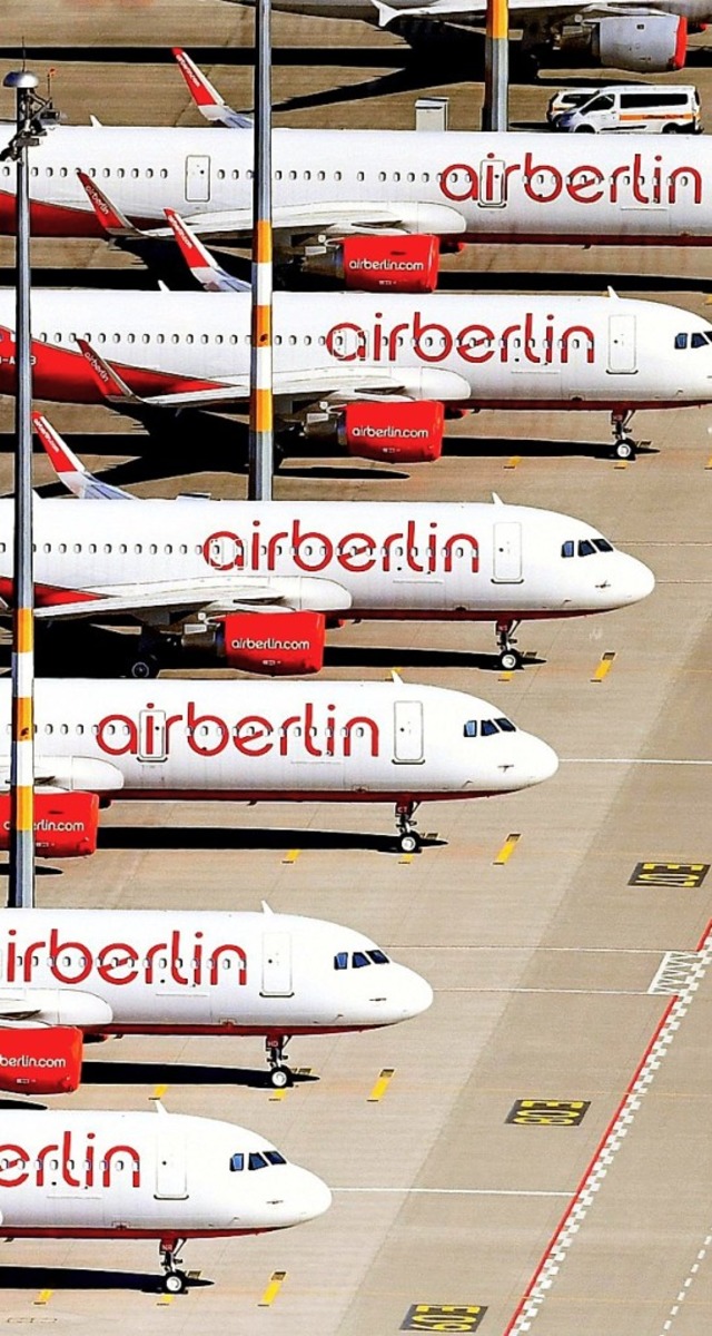 Bild aus vergangenen Tagen: Air-Berlin-Flugzeuge  | Foto: Ralf Hirschberger