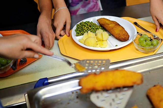 Bei der aktuellen Ausschreibung fr zw...h nur regionale Anbieter (Symbolbild).  | Foto: Alexander Krner (dpa)