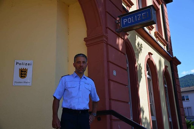 Sven Schroeder leitet den Polizeiposten in Wehr seit 2018.  | Foto: Erika Bader