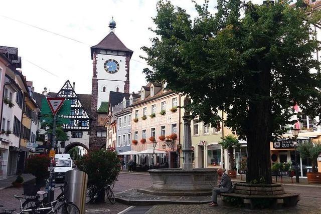 Wer in der Freiburger Innenstadt lebt, hat oft Halligalli vor der Haustr