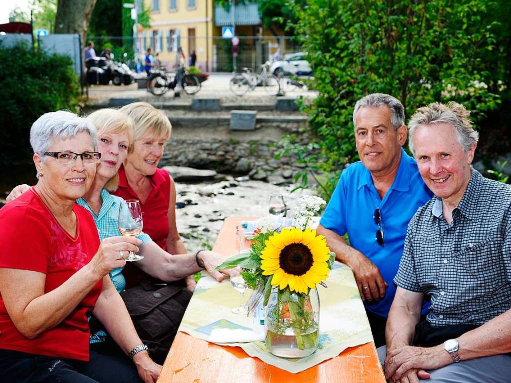 Mit Umzug und Krnung der neuen Markgrfler Weinprinzessin Jessica Himmelsbach ging es am Freitag los. Noch bis Montag hat das Weinfest in Staufen geffnet.