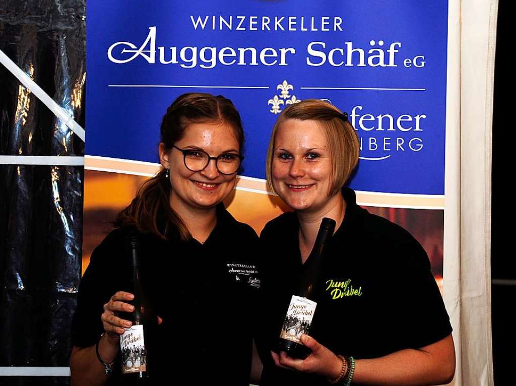 Mit Umzug und Krnung der neuen Markgrfler Weinprinzessin Jessica Himmelsbach ging es am Freitag los. Noch bis Montag hat das Weinfest in Staufen geffnet.