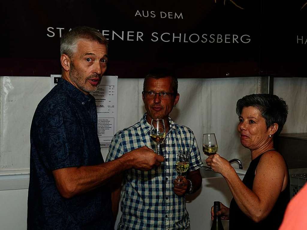 Mit Umzug und Krnung der neuen Markgrfler Weinprinzessin Jessica Himmelsbach ging es am Freitag los. Noch bis Montag hat das Weinfest in Staufen geffnet.