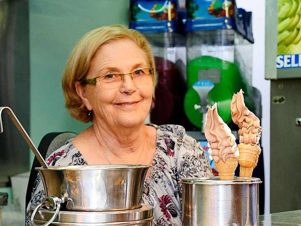 Mit Umzug und Krnung der neuen Markgrfler Weinprinzessin Jessica Himmelsbach ging es am Freitag los. Noch bis Montag hat das Weinfest in Staufen geffnet.