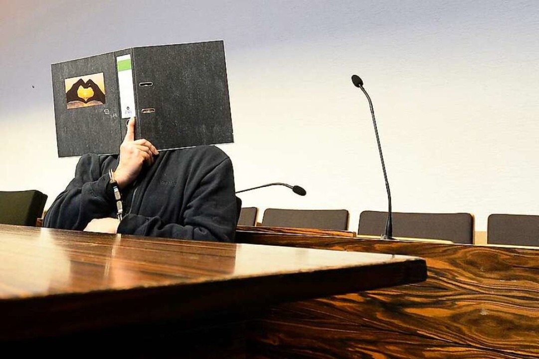 Bernd H. Anfang Mai im Saal IV des Lan...n 58-Jhrigen ist jetzt rechtskrftig.  | Foto: Ingo Schneider