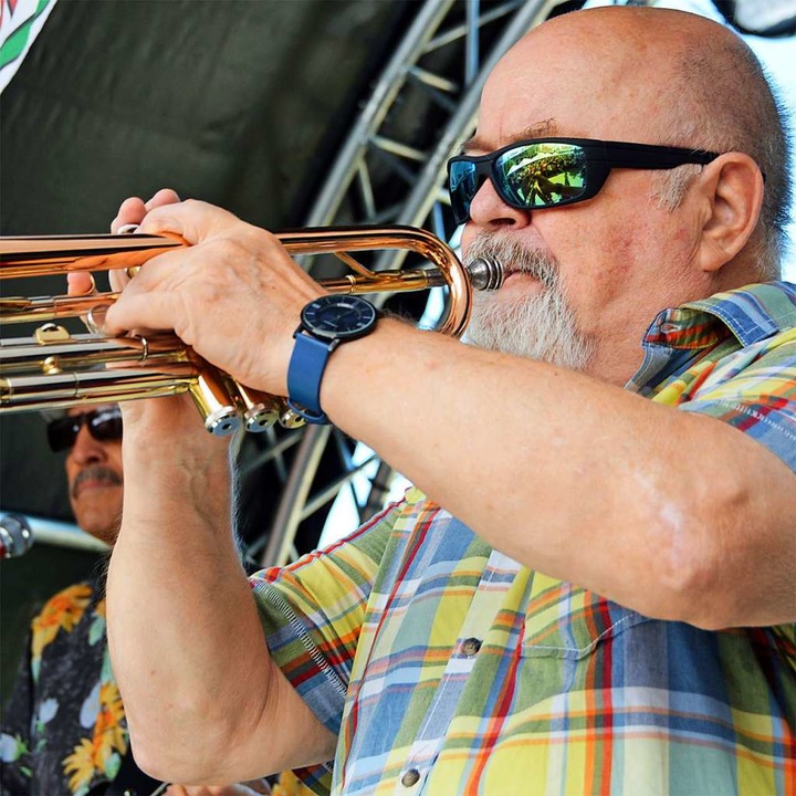 Ray Austin erfreute mit seiner Trompete und den &#8222;Royal Garden Five&#8220;.  | Foto: Gerhard Lück