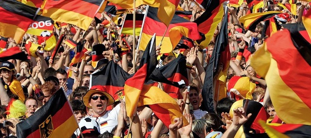 So schn war es whrend der WM 2006: Fuballfans in Hannover   | Foto: Rainer Jensen