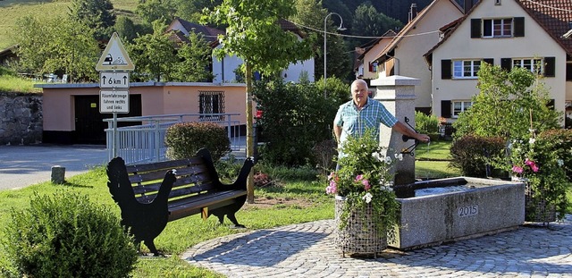 Mit berechtigtem Stolz prsentiert Hei... die Betreuung der Anlagen bernommen.  | Foto: Rolf-Dieter Kanmacher