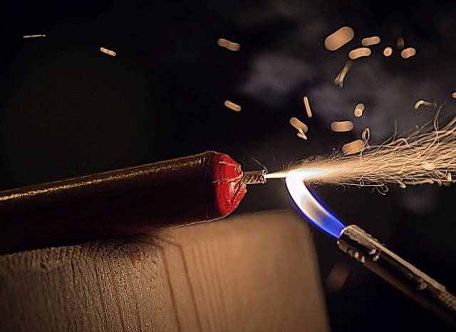 Ein Feuerwerkskrper  | Foto: Lino Mirgeler