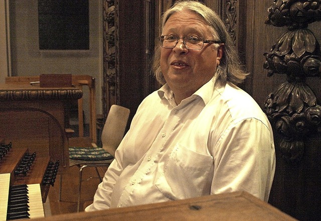 Der Organist Andres Uibo aus Tallinn h...mm und erntete dafr spontanen Beifall  | Foto: Karin Stckl-Steinebrunner