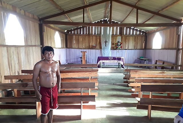 Kirchen gibt es in Amazonien, aber Priester nur wenige.  | Foto: Martina Farmbauer