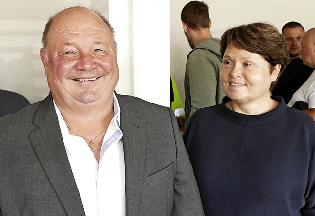 Das Wirken von Klaus Stadelbacher wurd...hrerin der Firma Kleyling, gewürdigt. | Foto: Frank Kreutner Das Wirken von Klaus Stadelbacher wurd...hrerin der Firma Kleyling, gewürdigt. | Foto: Frank Kreutner