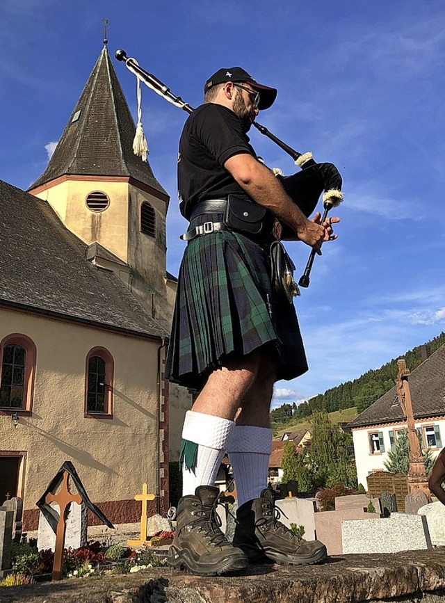 Stilecht: Dudelsack-Klnge werden die ...en sich in verschiedenen Disziplinen.   | Foto: Helmut Seller