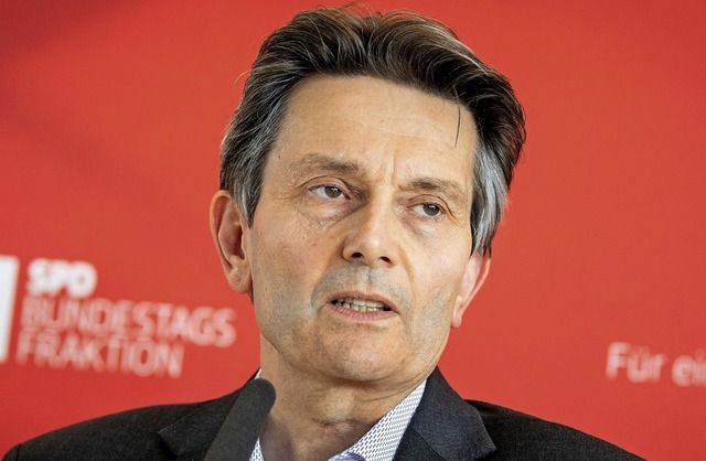 Rolf Mtzenich will die SPD-Fraktion leiten.   | Foto: Kay Nietfeld (dpa)