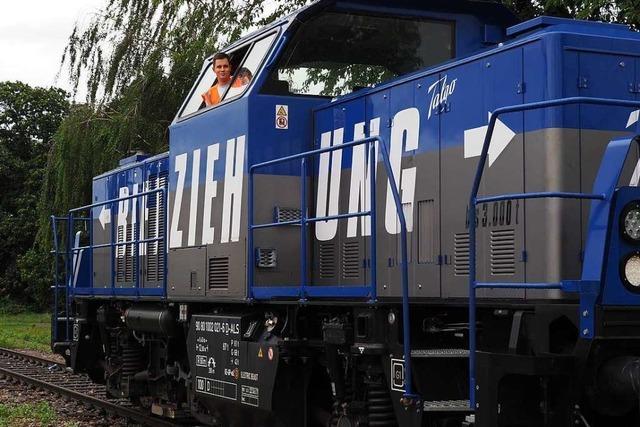 Die Verkehrsgesellschaft SWEG testet eine neu entwickelte Hybrid-Rangierlok