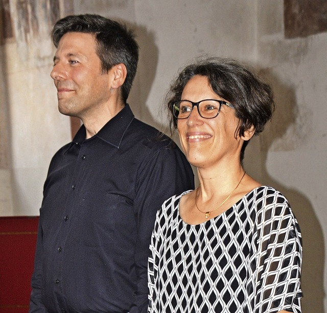 Musik rund um die Liebe: Das Duo Coniu... Marktmusik in der Kirche St. Michael   | Foto: Georg Diehl