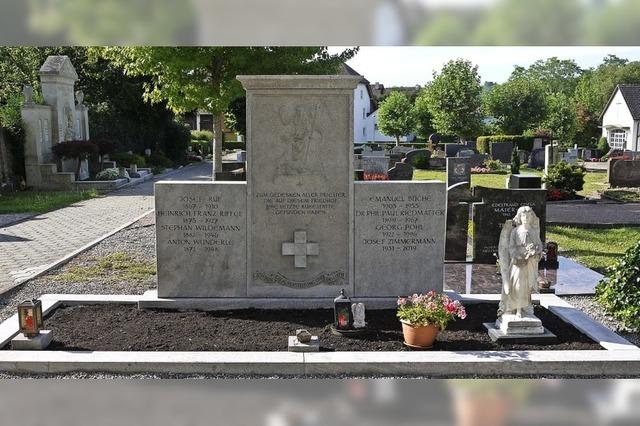 Priestergrab auf dem Friedhof in Wehr ist restauriert