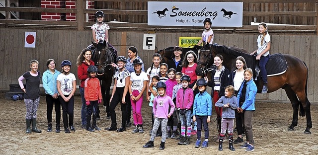 Das Reitcamp in Birkendorf mit Silke E...Pferden sowie den  Reitsport kennen.    | Foto: Ursula Ortlieb
