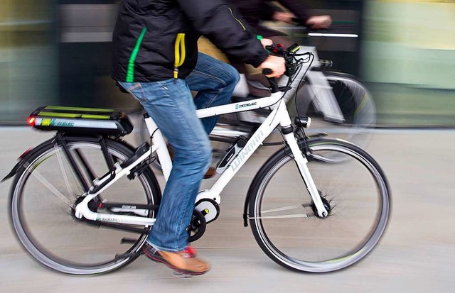 Auch E-Bikes werden mit Muskelkraft betrieben &#8211; zumindest teilweise.  | Foto: Daniel Karmann