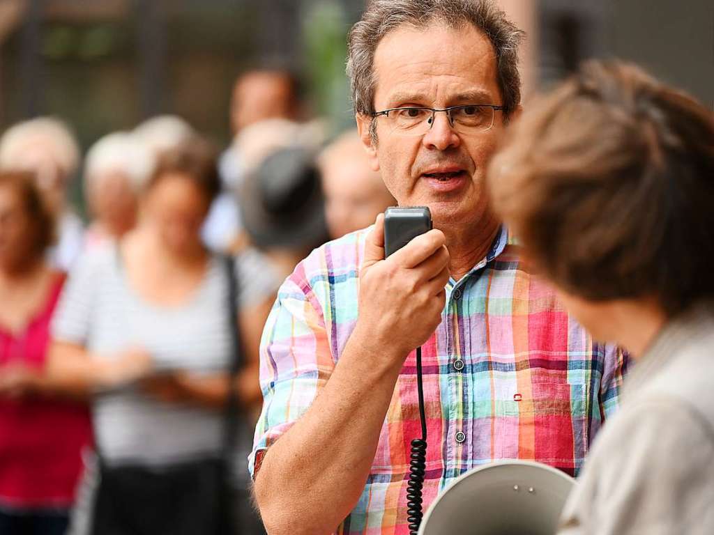 Demonstration vor dem Landratsamt in Lrrach