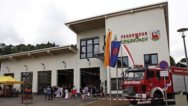 Das Feuerwehrhaus Lenzkirch (hier die ...meinderat auf der positiven Seite an.   | Foto: Inken Kramer