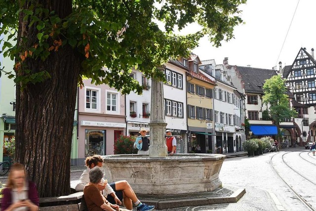 Der Oberlinden-Platz in Freiburgs oberer Altstadt.  | Foto: Rita Eggstein