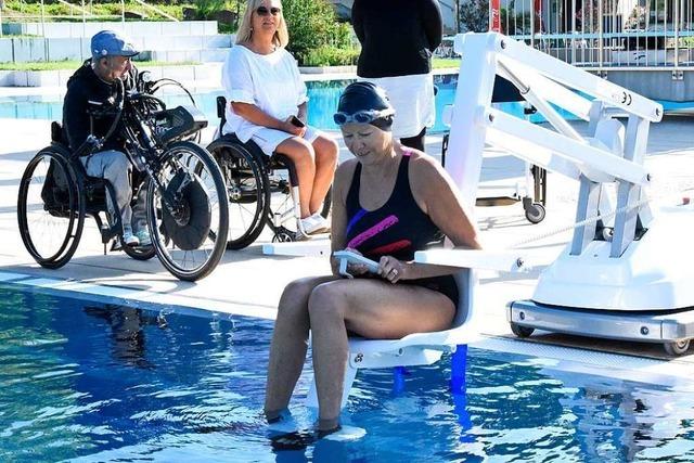 Wie Schwimmbder Menschen mit Handicaps das Baden erleichtern