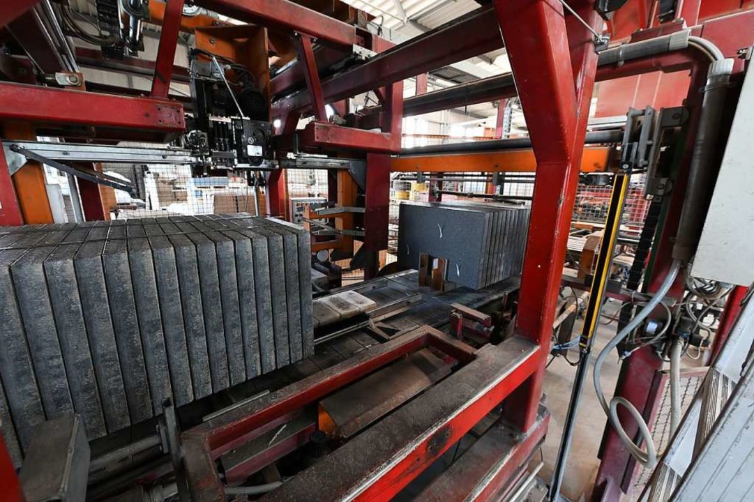 Betonplatten und Steine, aufwändig veredelt - Südwest - Badische Zeitung