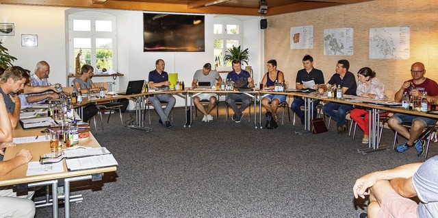 Der Sitzungssaal in Grafenhausen wurde... sondern anderen Mbeln ausgestattet.   | Foto: Wilfried Dieckmann