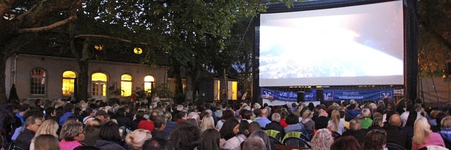 Das Open-Air-Kino im Stadtpark bestich...dabei fr ein besonderes Kinoerlebnis.  | Foto: Monika Weber
