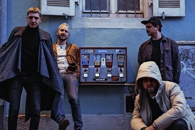 Indie-Pop-Band Otto Normal spielt mit Streichertrio in Lahr