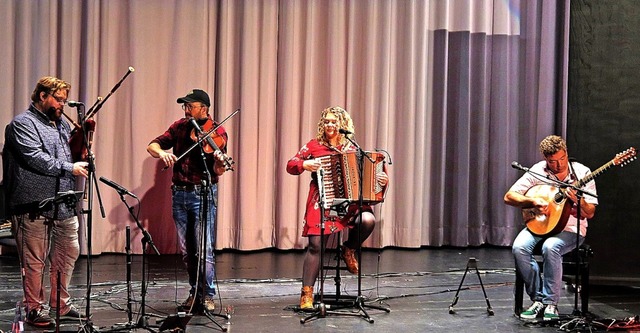 Klnge und Rhythmen aus dem Norden Eur...lchau, Franzi Mller und Tobias Kurig   | Foto: Dorothee Philipp