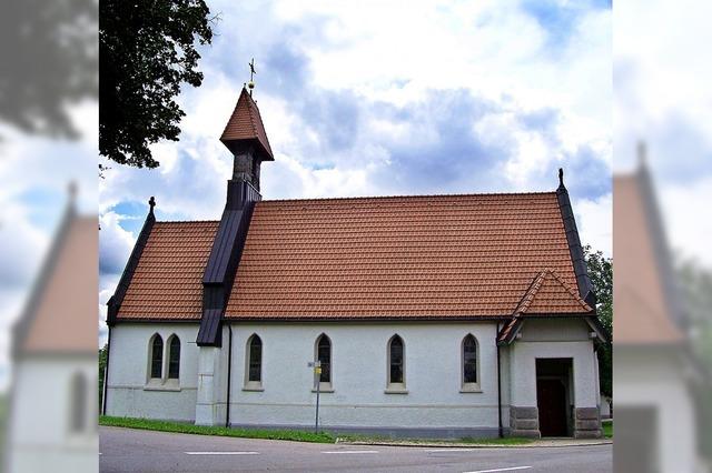 Kinder verwsten Kapelle in Rotzingen