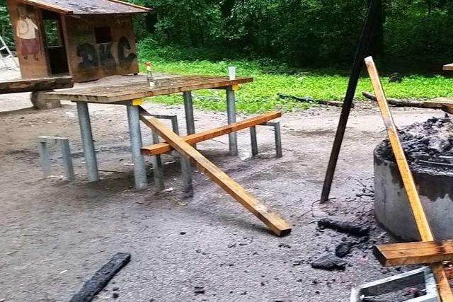 Gemeinde verspricht 500 Euro Belohnung nach Vandalismusfllen auf Spielplatz