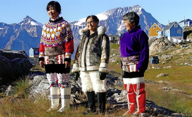 Grnlndische Inuit in ihren traditionellen Trachten  | Foto: gms