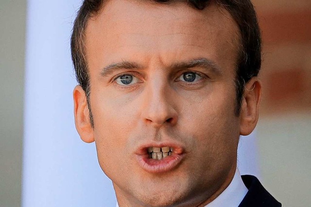 Emmanuel Macron befrchtet Nachteile fr die franzsische Wirtschaft.   | Foto: Vadim Ghirda